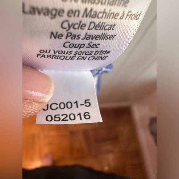 LuLaRoe Women’s Royal Blue Fireworks Irma Top Size XS - Picture 9 of 11